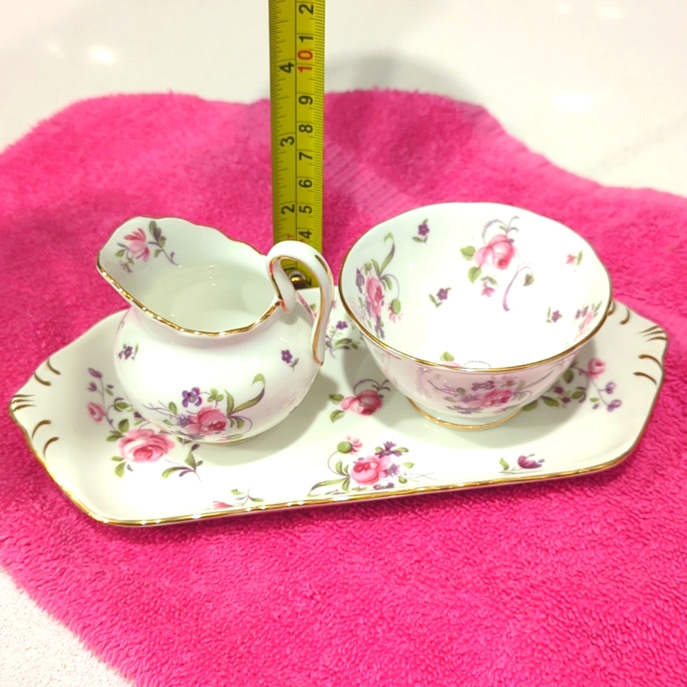 Vintage Royal Chelsea Cream and Sugar Set - Picture 9 of 9